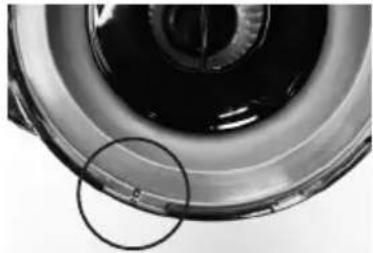 DOMO DO1001SV - THE FILTERS IN THE DUST CONTAINER - 2