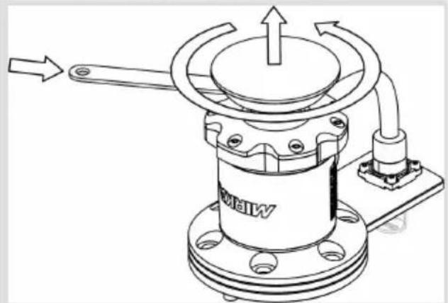 Mirka AIROS 150S - El plato de soporte se instala con 4 tornillos (A). - 3
