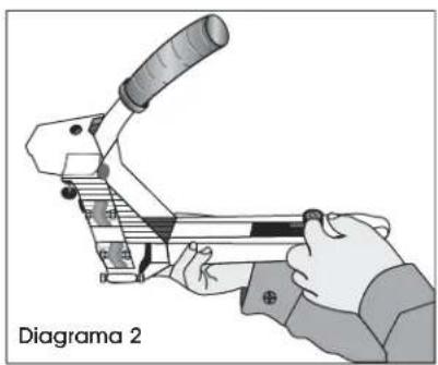 Uline H-1025 - CÓMO CARGAR LA ENGRAPADORA - 2