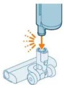 PHILIPS AquaTrio Series 7000 XW7264 - Using the LED nozzle - 1