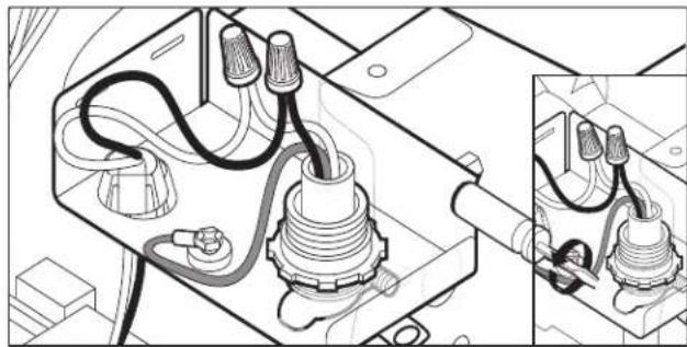 Crosley CDBW4400SW - Cordon d'alimentation — fixation du cordon dans le serre-câbles - 1