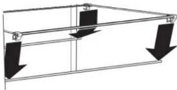 Crosley CRSW2135SB - Pour enlever et réinstaller les tablettes intermédiaire et supérieure : - 1