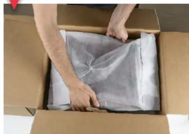 PRO-JECT Elvis - Remove the turntable from the box. - 1