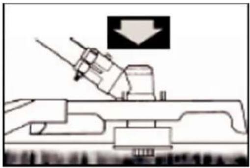 Fuxtec FX-4MS142LF - ZWOLNIENIE NYLONOWEJ GŁOWICY TNĄCEJ - 3