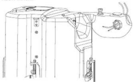 JBL Control 414C/T - Schieben Sie den/die bereits verdrahteten 2-poligen Stecker durch die ZUGENTLASTUNG - 2