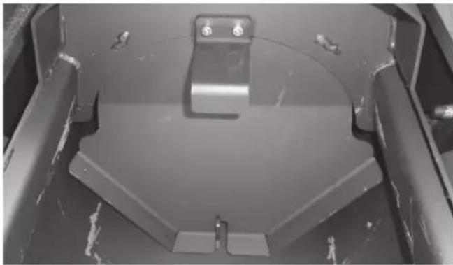 ORANIER Corso W+ 2.0 - Nettoyage des canaux de circulation des fumées - 1