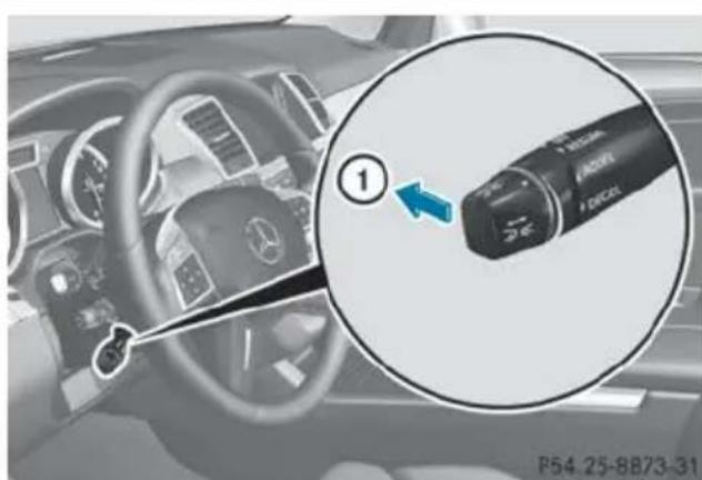 Mercedes-Benz GL (2014) - Deactivating cruise control - 1