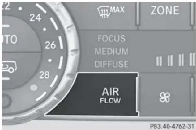 Mercedes-Benz GL (2014) - Adjusting the climate mode settings 3-zone automatic climate control - 1