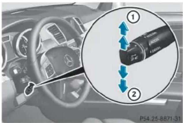 Mercedes-Benz GL (2014) - Storing, maintaining and calling up speed - 1