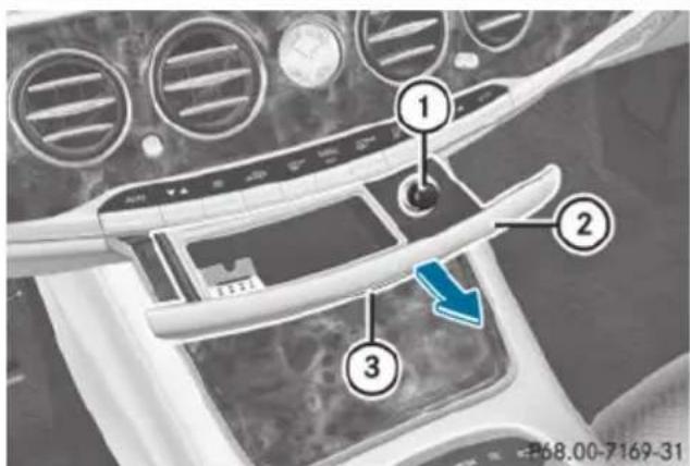 Mercedes-Benz S-Class - Cigarette lighter in the front compartment - 1