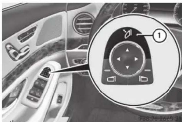 Mercedes-Benz S-Class - Folding the exterior mirrors in or out electrically - 1