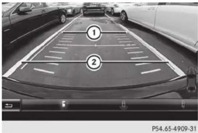 Mercedes-Benz S-Class - Reverse perpendicular parking with the steering wheel at an angle - 4