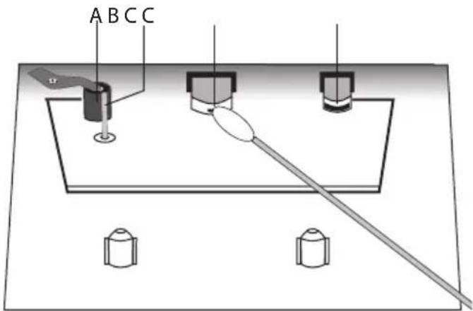 Logik LCDBP13E - Cleaning the Tape Deck - 1