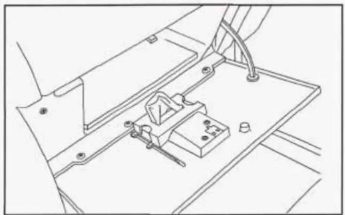 CADILLAC Deville (1997) - Glove Box - 1