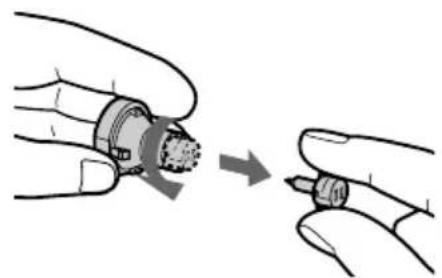 SONY CCD-TR716 - Replacing the bulb - 3