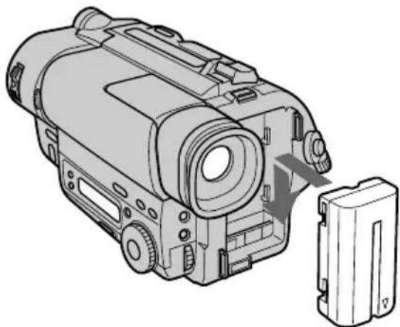 SONY CCD-TR716 - Installing the battery pack - 1