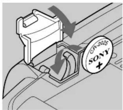 SONY CCD-TR716 - Changing the lithium battery - 4