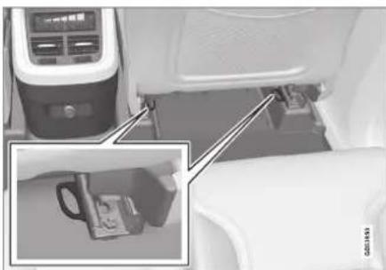 VOLVO XC90 t8 twin engine (2017) - Lower child seat attachment points 1 - 2
