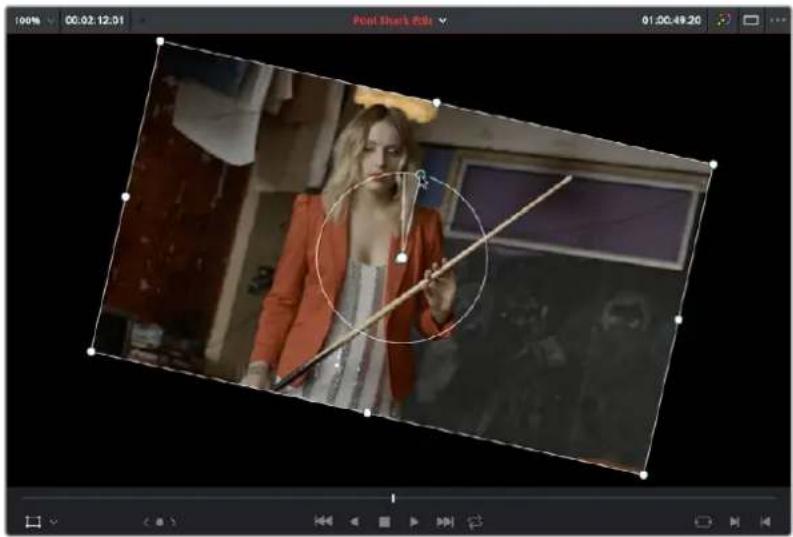 Blackmagic Design DaVinci Resolve - To transform a clip using graphical controls in the Timeline Viewer: - 1