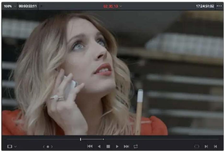 Blackmagic Design DaVinci Resolve - To use ripple overwrite to replace a section of the Timeline with another source clip: - 2