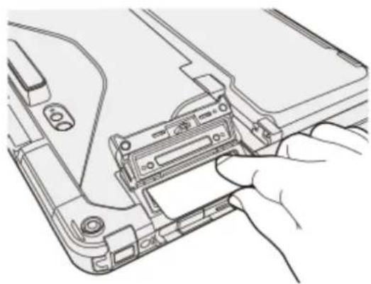 PANASONIC Toughbook CF-33 - To insert the card - 4