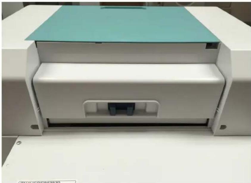FUJIFILM Smartlab Frontier-S DX100 - Cleaning outside surfaces of the DX100 - 2