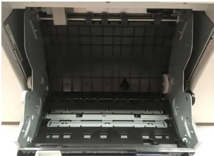 FUJIFILM Smartlab Frontier-S DX100 - Cleaning the feed rollers (Roll Unit) - 2