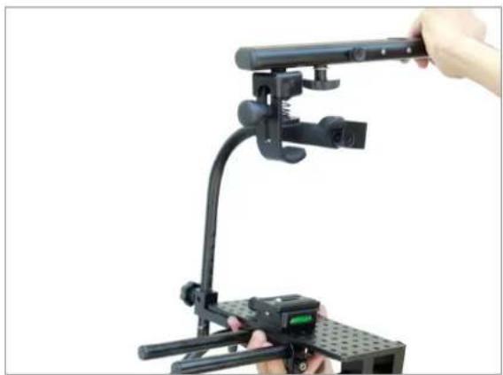 Flycam Flowline - Assembling of Shoulder Mount Rig - 11