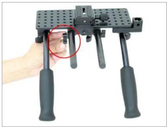 Flycam Flowline - Assembling of Shoulder Mount Rig - 4