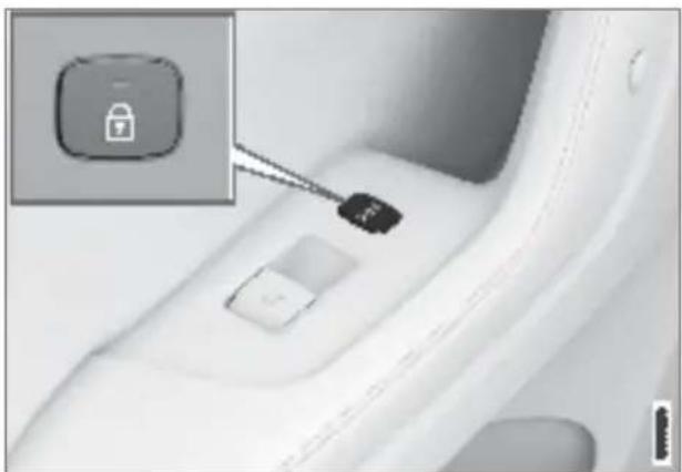 Polestar 2 - Rear door - 1
