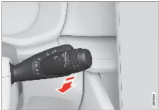 Polestar 2 - Using windscreen and headlamp washers - 1