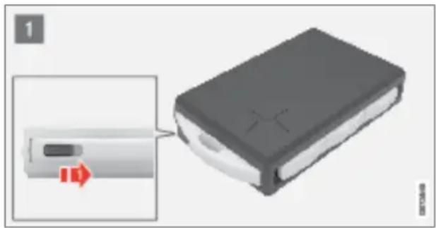 Polestar 2 - Detaching the key blade - 1
