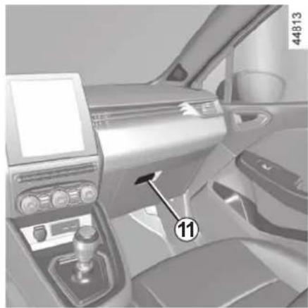 RENAULT Clio (2020) - PASSENGER COMPARTMENT STORAGE, FITTINGS (4/5) - 4