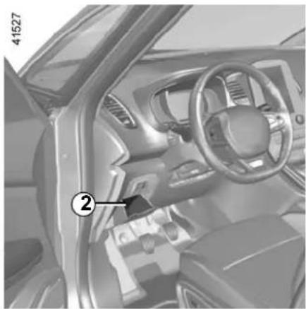 RENAULT Scenic (2020) - PASSENGER COMPARTMENT STORAGE SPACE AND FITTINGS (1/8) - 2