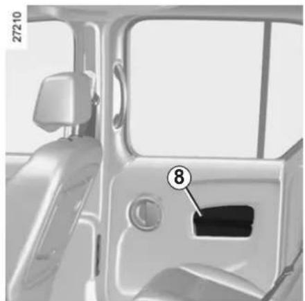 RENAULT Kangoo (2020) - PASSENGER COMPARTMENT STORAGE SPACE AND FITTINGS (2/5) - 2