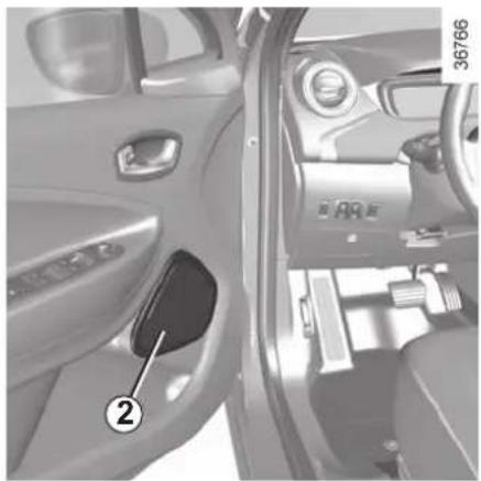 RENAULT Zoe (2020) - FITTING A RADIO - 2