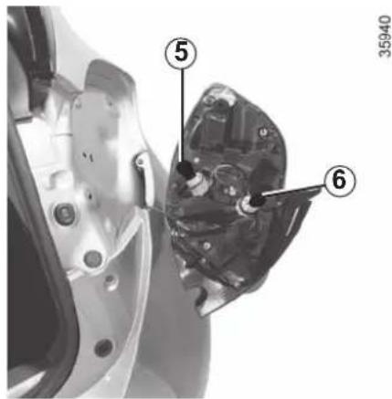 Technical diagram of a mechanical assembly with numbered components, likely for repair or assembly reference.