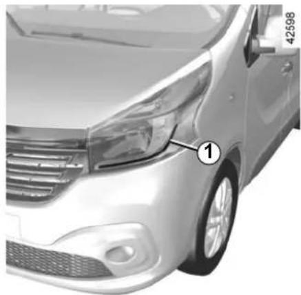 RENAULT Trafic (2020) - FRONT HEADLIGHTS: replacing the bulbs (1/3) - 4