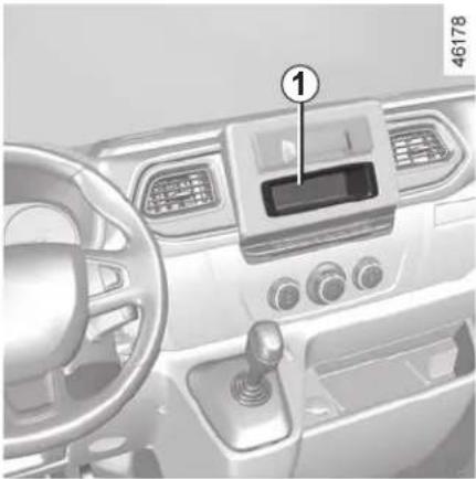 RENAULT Master (2020) - FITTING THE RADIO - 1