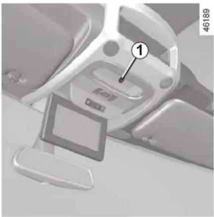 RENAULT Master (2020) - INTERIOR LIGHTING: changing bulbs - 1