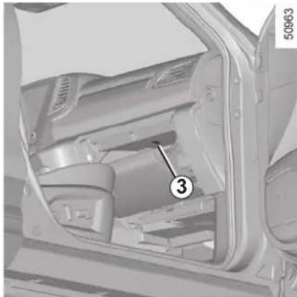 RENAULT Koleos (2020) - INTERIOR LIGHTING: changing bulbs (1/2) - 4