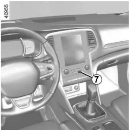RENAULT Megane (2020) - LOCKING, UNLOCKING THE DOORS (3/3) - 1
