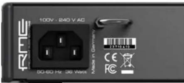 RME Fireface UFX II - Connectors – Controls – Display - 4