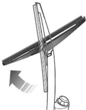 MG 5 EV (2020) - ReplacingRearWiperBlades - 1