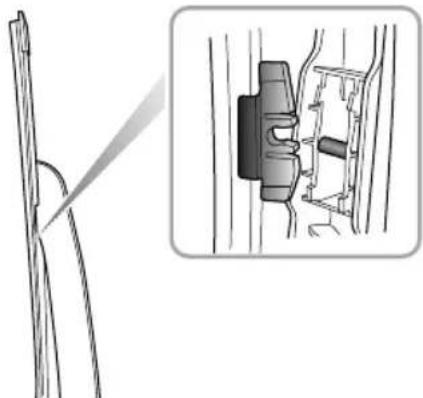 MG HS (2019) - ReplacingRearWindowWiperBlades - 1
