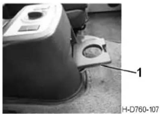 Dongfeng DFH4180 (2019) - Cup holder - 2