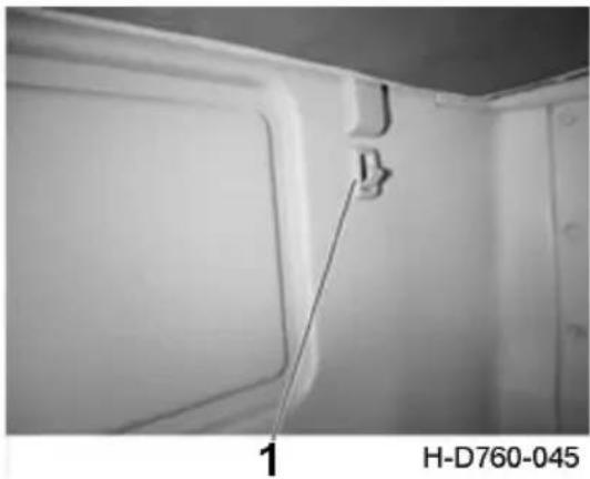 Dongfeng DFH4180 (2019) - Coat and hat hook - 2