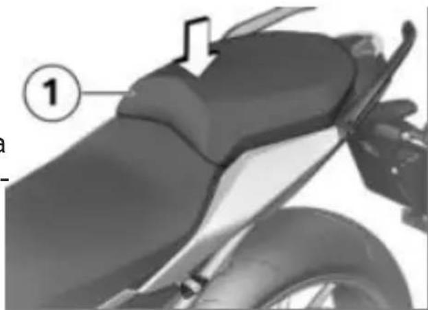 BMW R 1250 RS (2020) - Montáž sedadla spolujezdce - 1