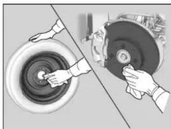 Honda Jazz (2020) - Replacing the Flat Tyre - 2