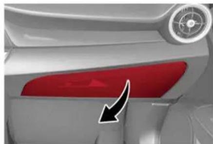 ALFA ROMEO Giulia (2021) - Glove Compartment - 1